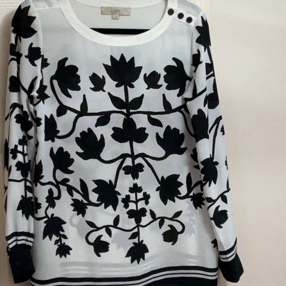LOFT Black and White Floral Blouse